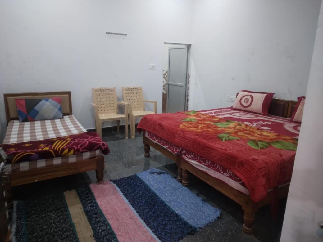 Happy Khajuraho Home Stay Esterno foto