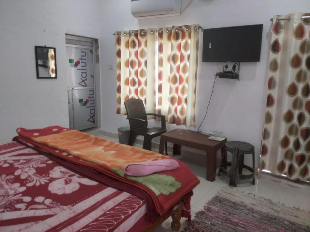 Happy Khajuraho Home Stay Esterno foto
